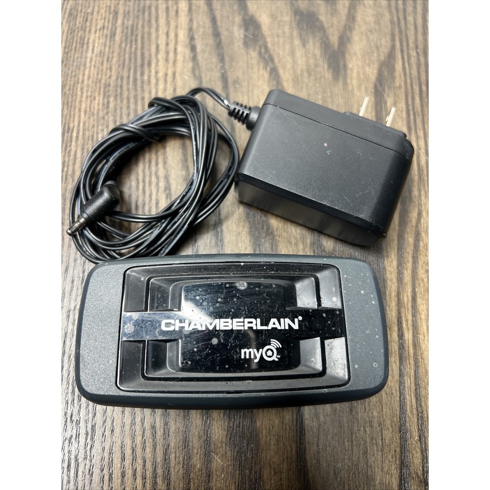 CHAMBERLAIN CIGBU/C WIRELESS MYQ INTERNET GATEWAY W/ Power Supply